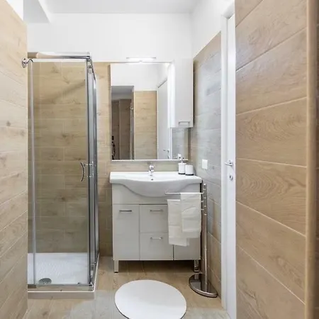 Quiet And Charming In The Centre With Air Conditioned アパート *